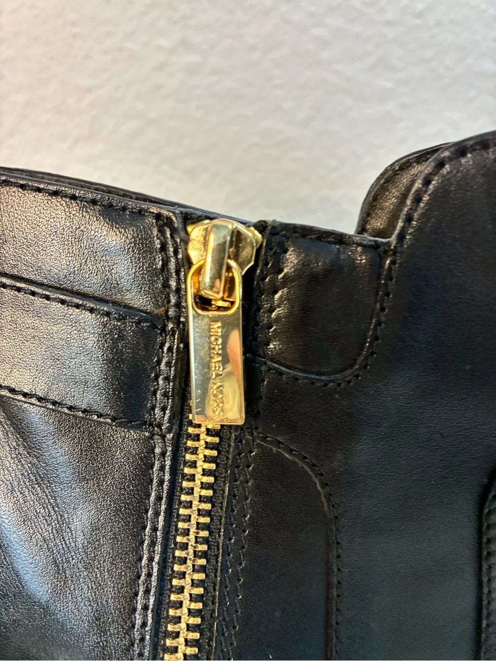 Michael Kors Wyatt 10M Black Leather Stiletto Ankle Boots with Gold MK Accent